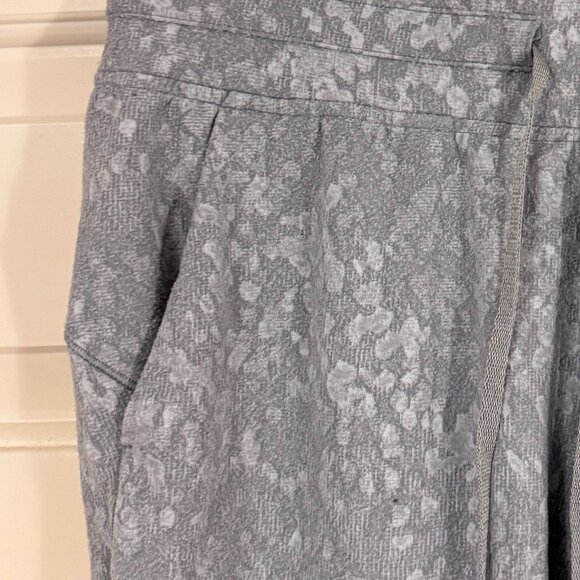 Lululemon Ready to Rulu High-Rise Jogger Sz 8 - Rhino Grey - Picture 7 of 7